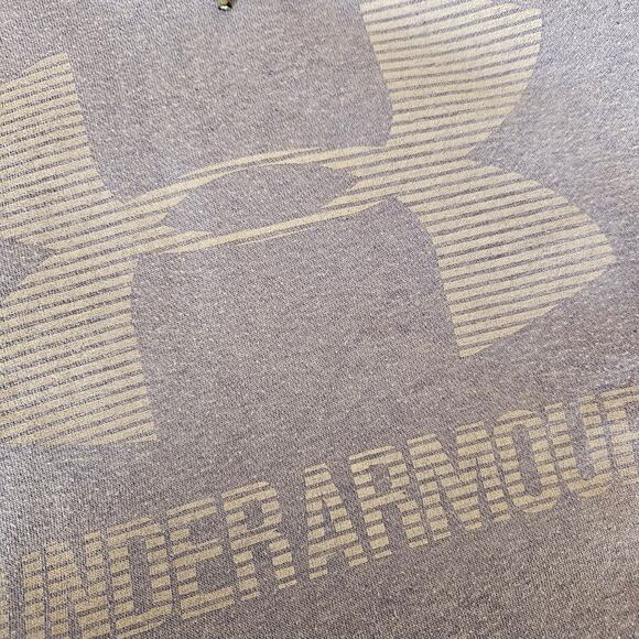 Under Armour ladies pullover hoodie - size medium loose fit - Picture 5 of 5